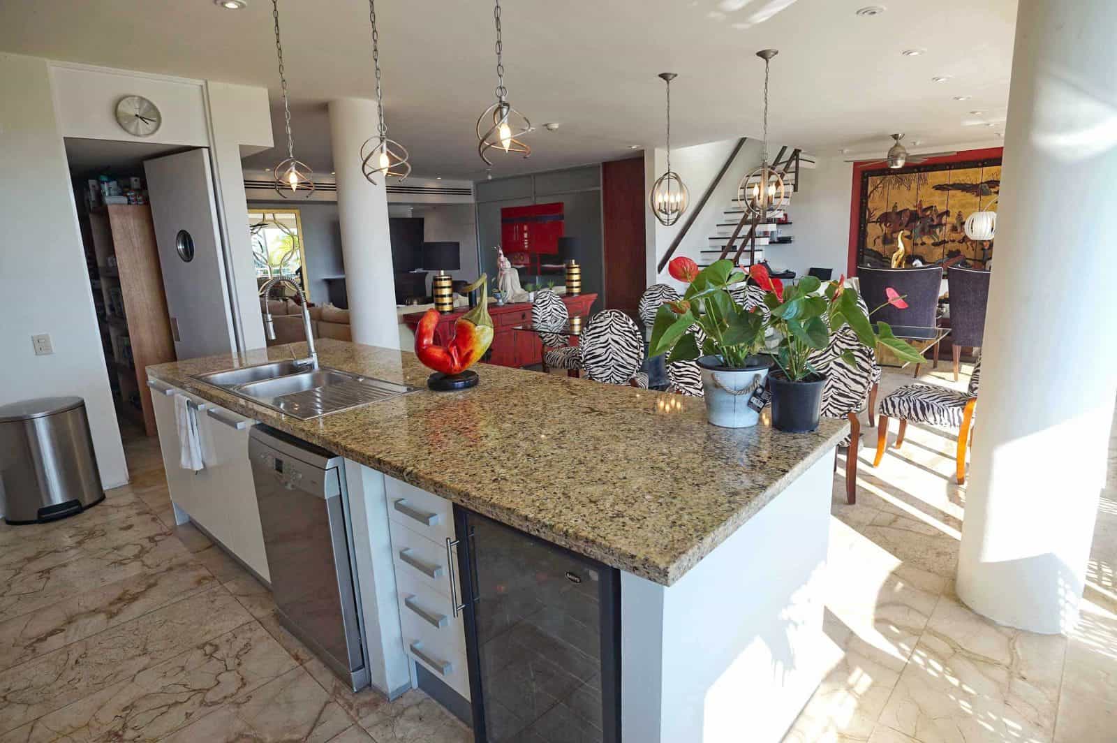 Magia penthouse open kitchen
