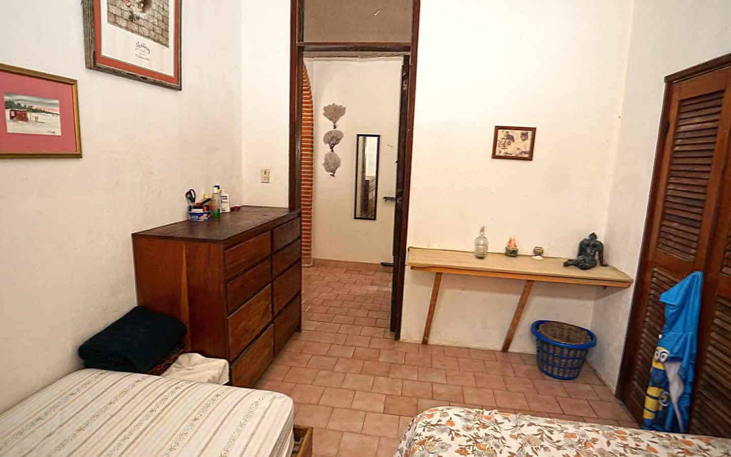 Chenchomac lower bedroom 1