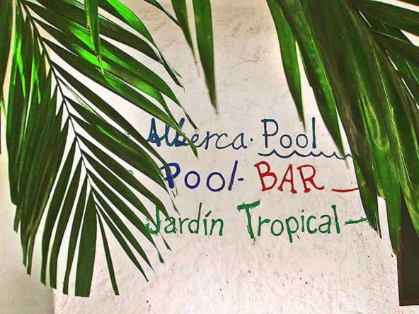 Casa Tucan sign to pool